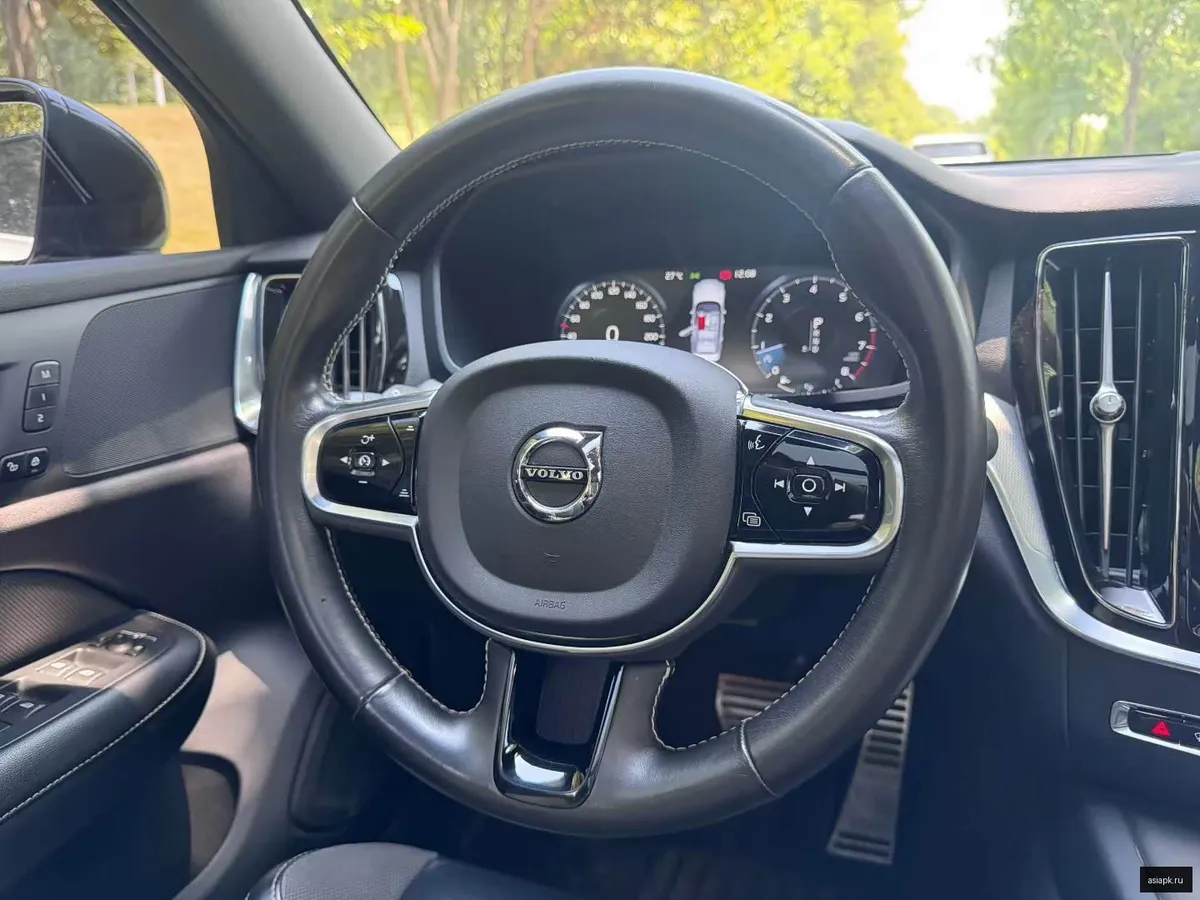 Volvo S60 6