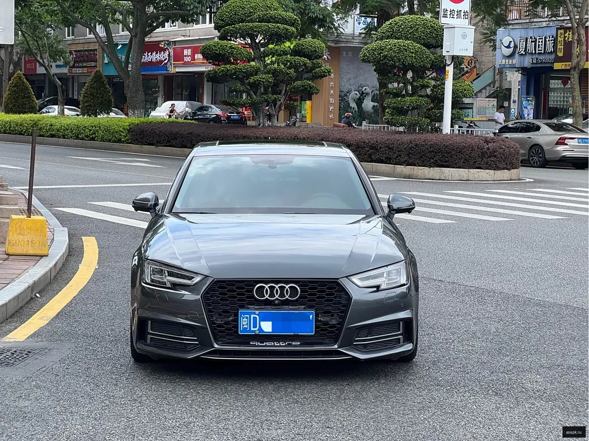 Audi A4 2