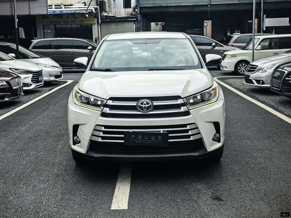 Toyota Highlander 5