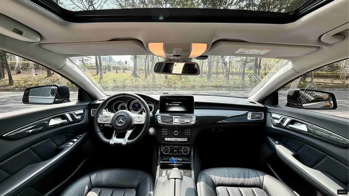 Mercedes-Benz CLS-Class 5