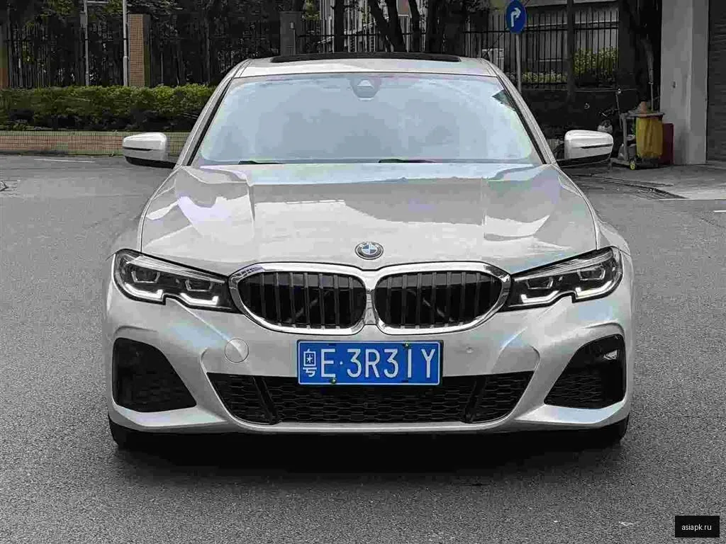 BMW 3-Series 2