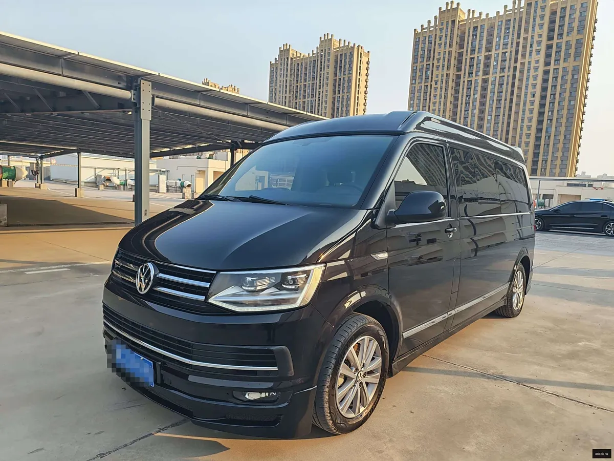 Volkswagen Caravelle 2