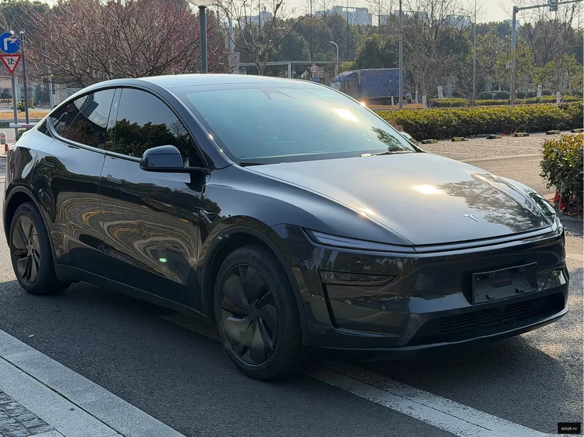 tesla Model Y 3