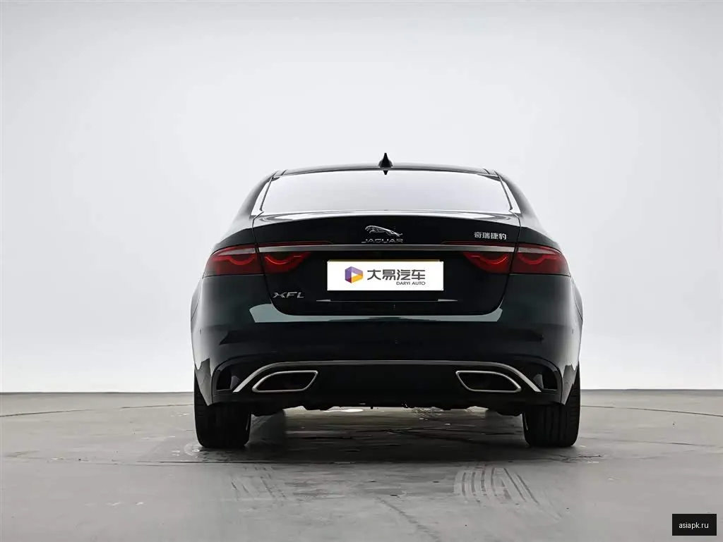Jaguar XF 4