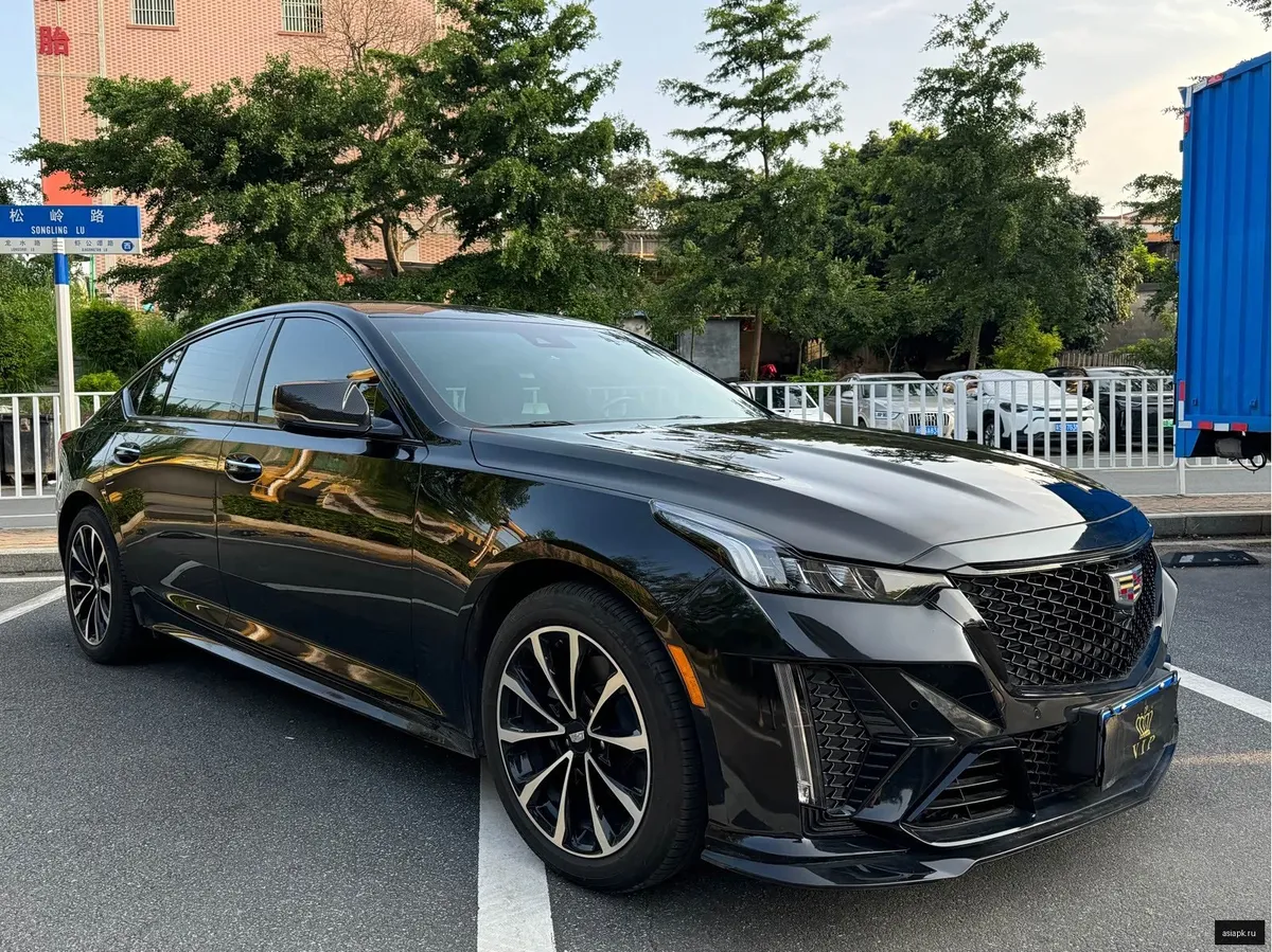 Cadillac CT5 3