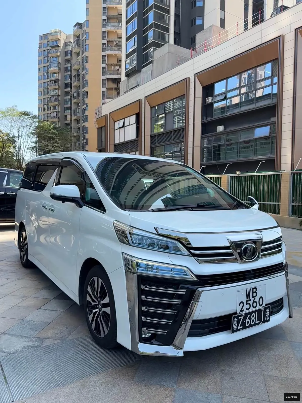 Toyota Vellfire 5
