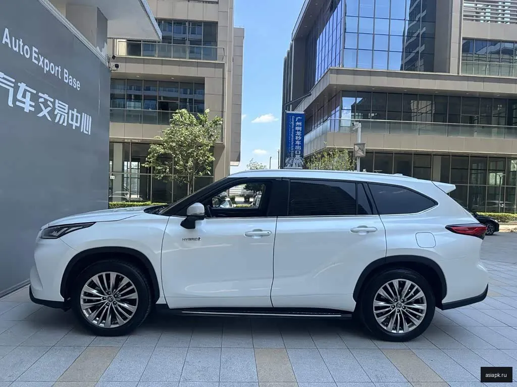 Toyota Highlander 3