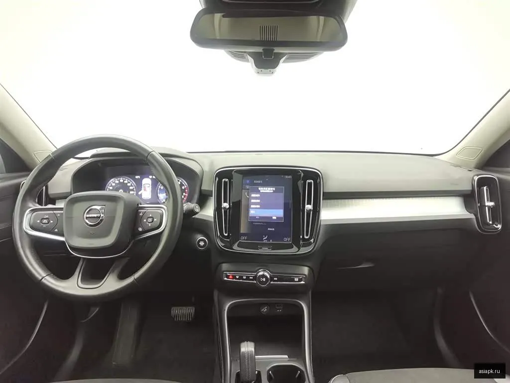 Volvo XC40 5