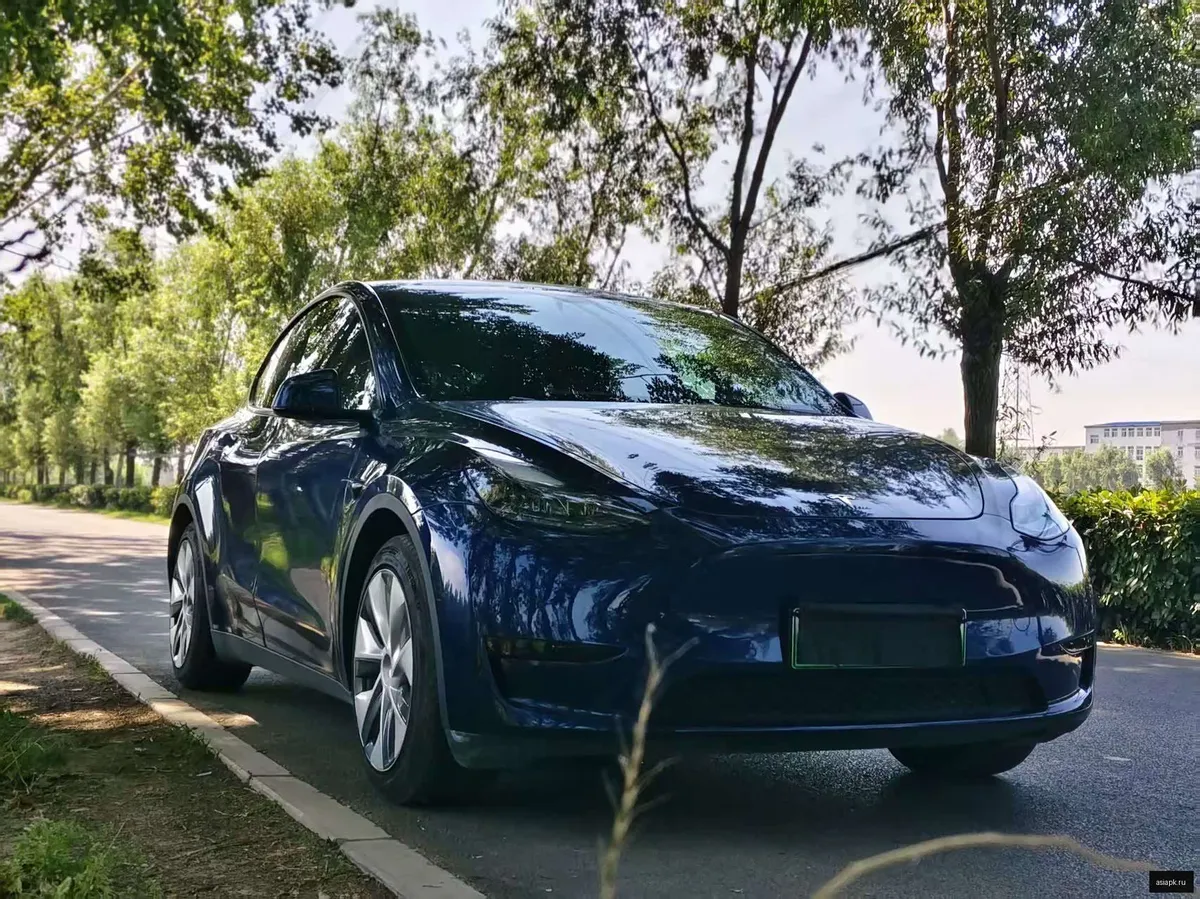 tesla Model Y 3