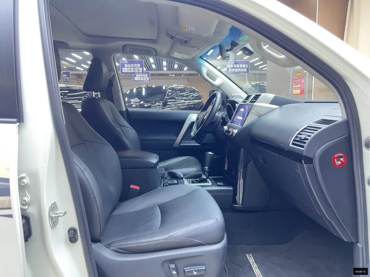 Toyota Land Cruiser Prado 4