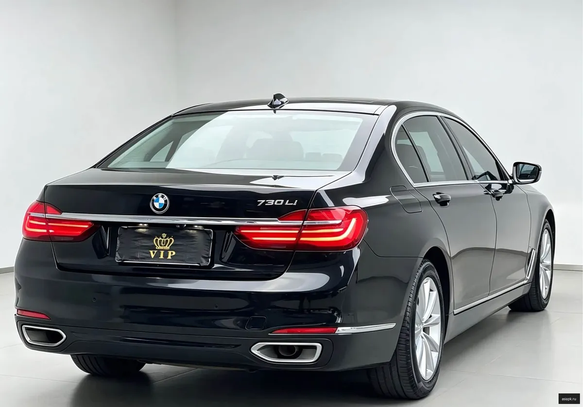 BMW 7-Series 3