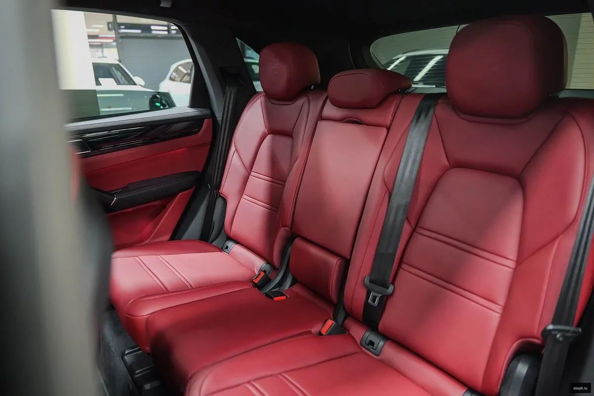 Porsche Cayenne 6