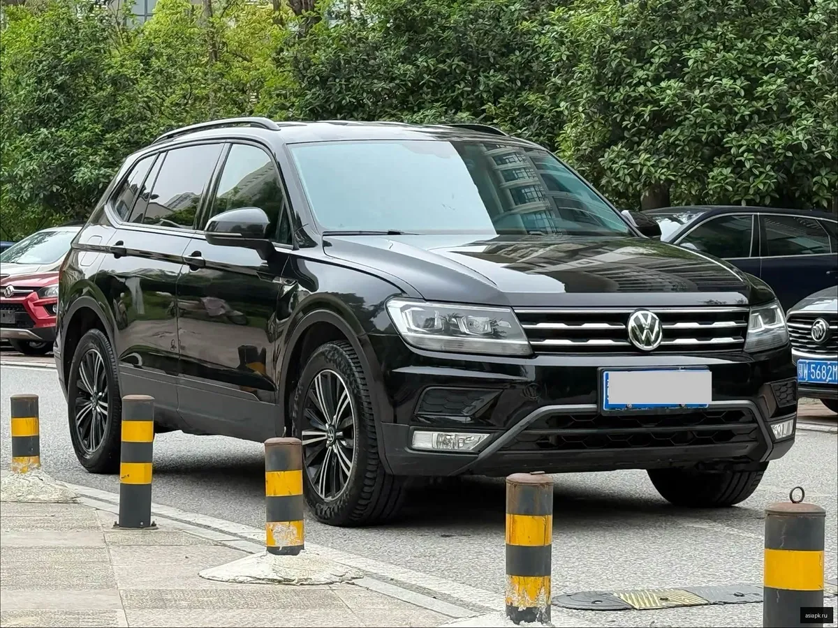 Volkswagen Tiguan L 2