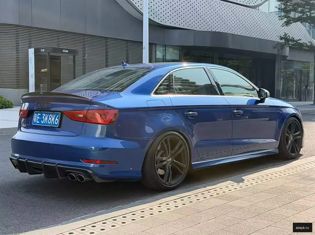 Audi S3 6