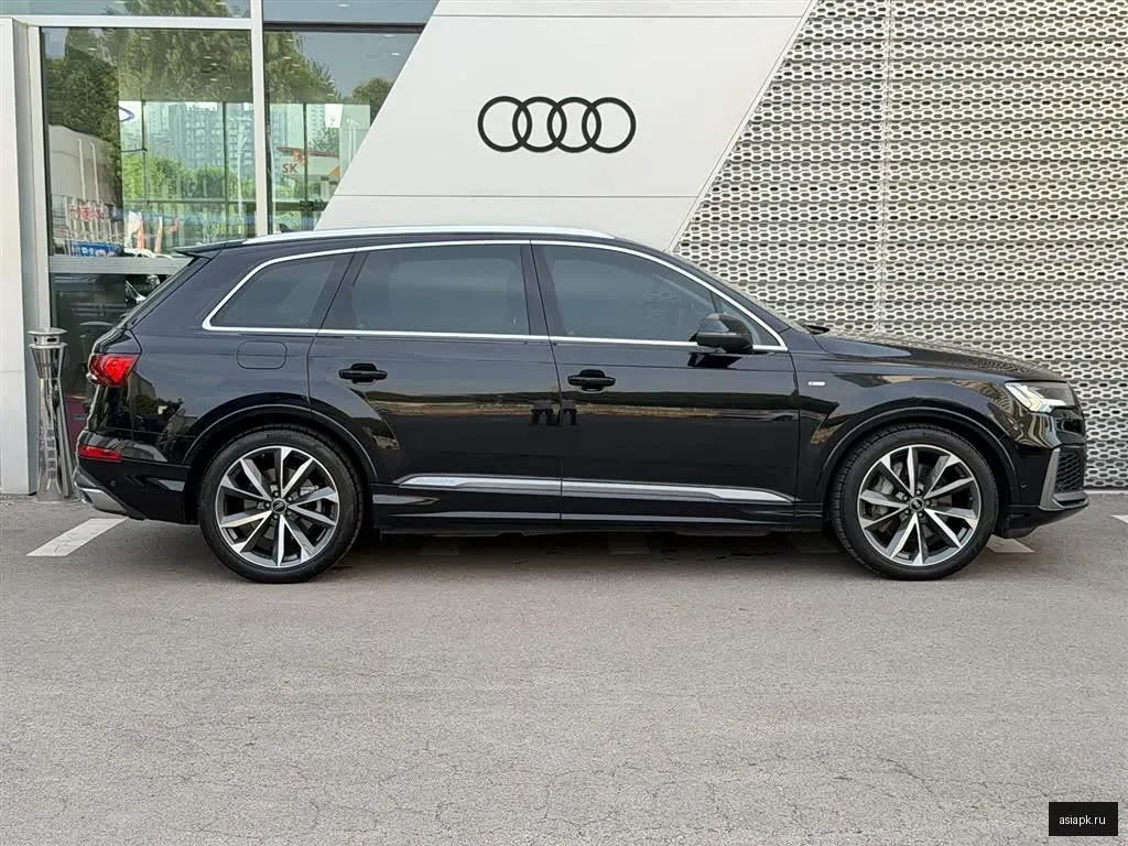 Audi Q7 3
