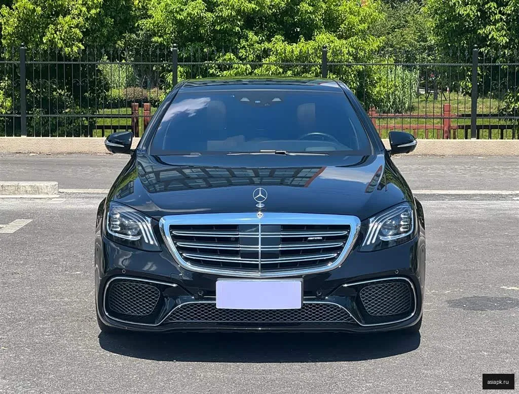 Mercedes-Benz S-Class 2