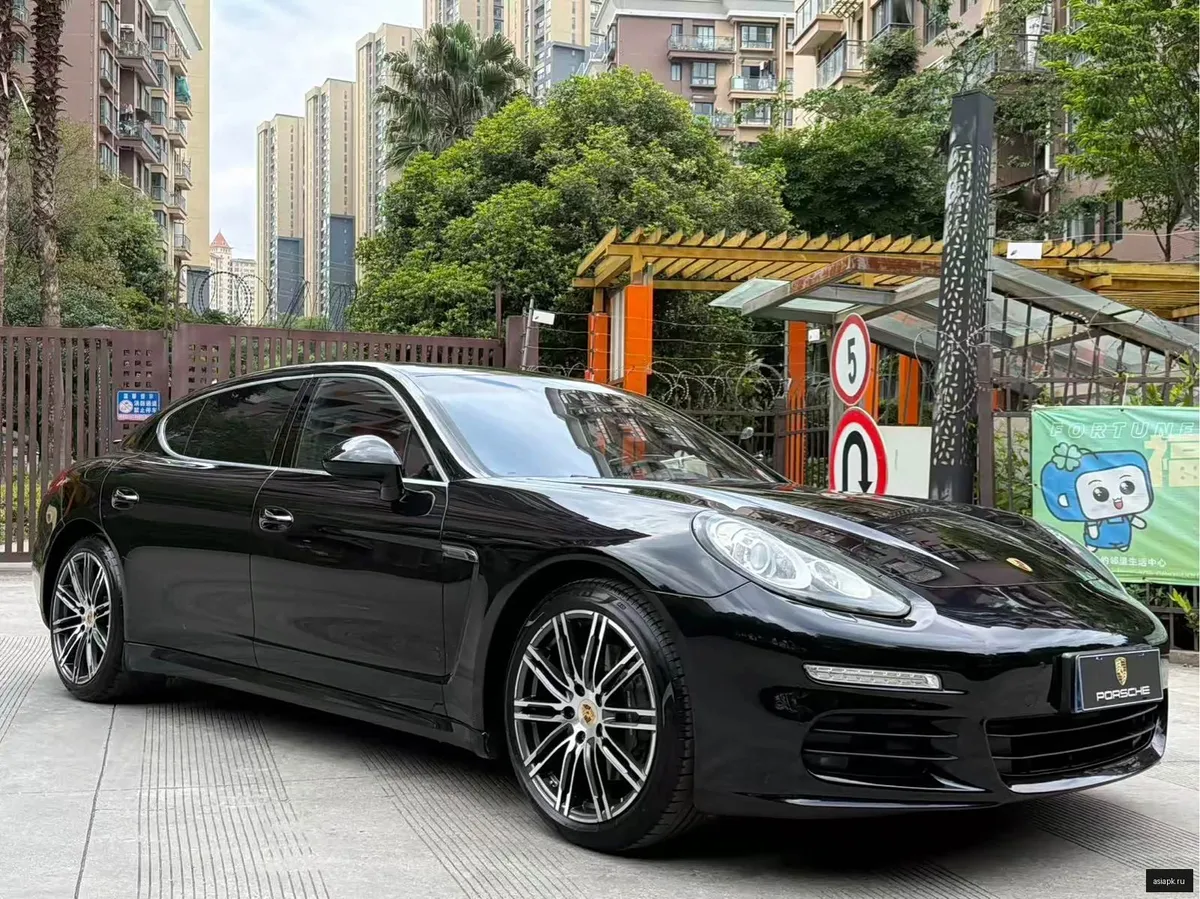 Porsche Panamera 2