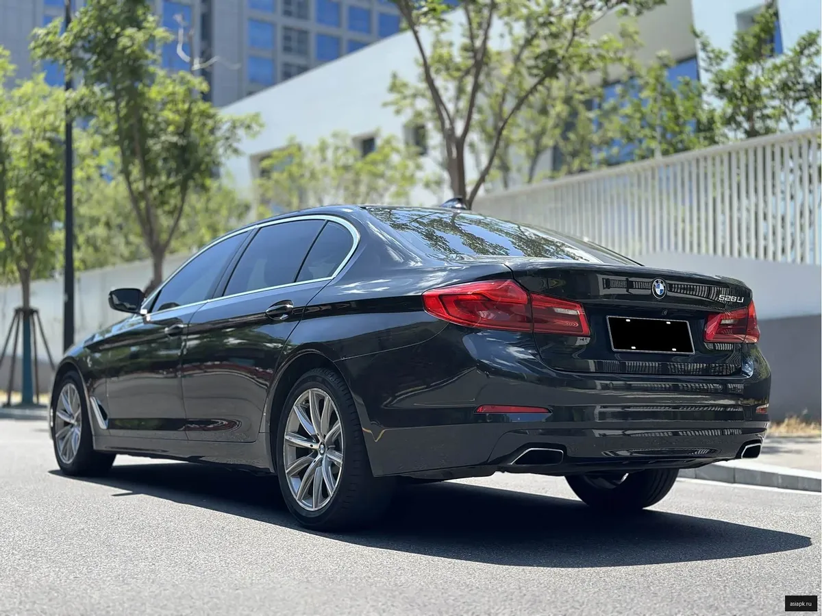 BMW 5-Series 5
