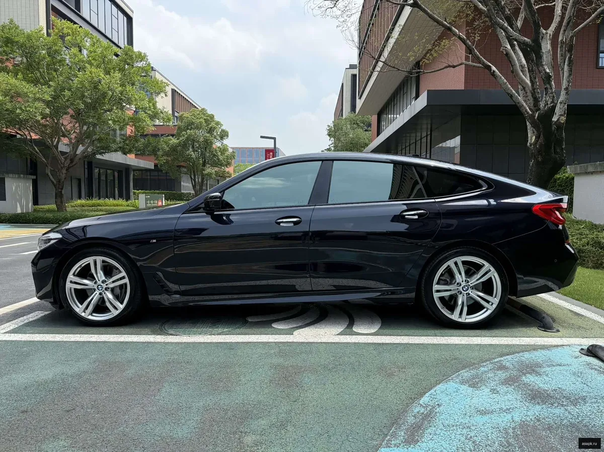 BMW 6-Series 5