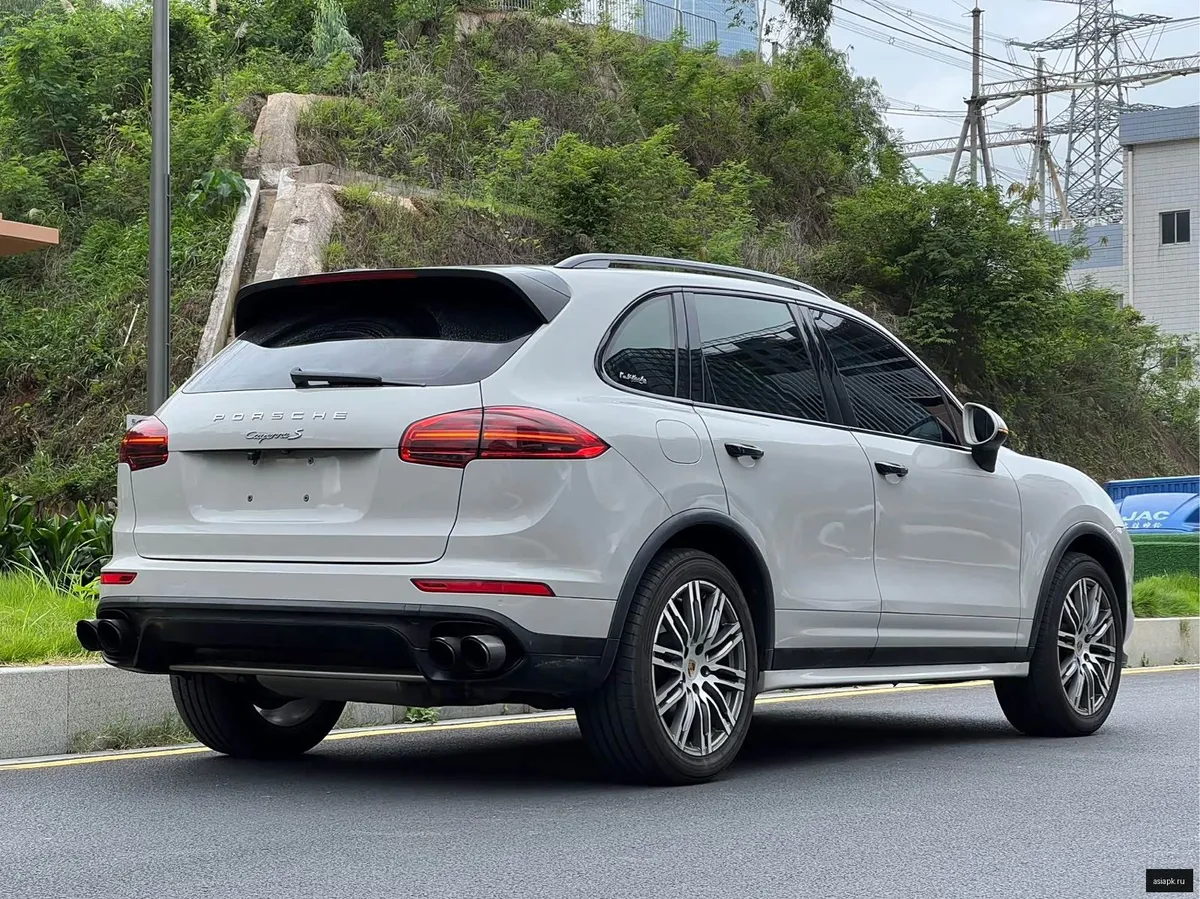 Porsche Cayenne 6