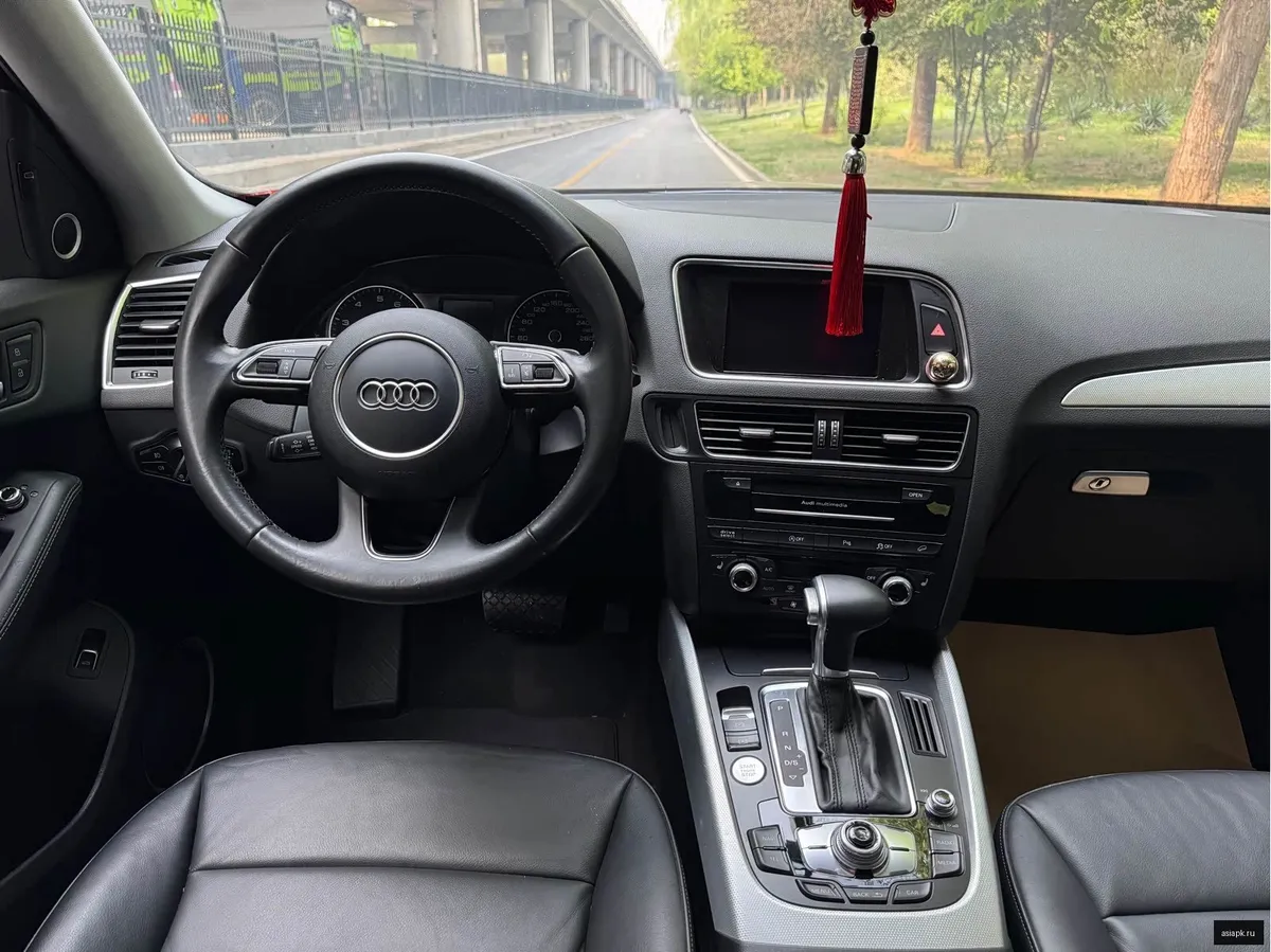 Audi Q5 5