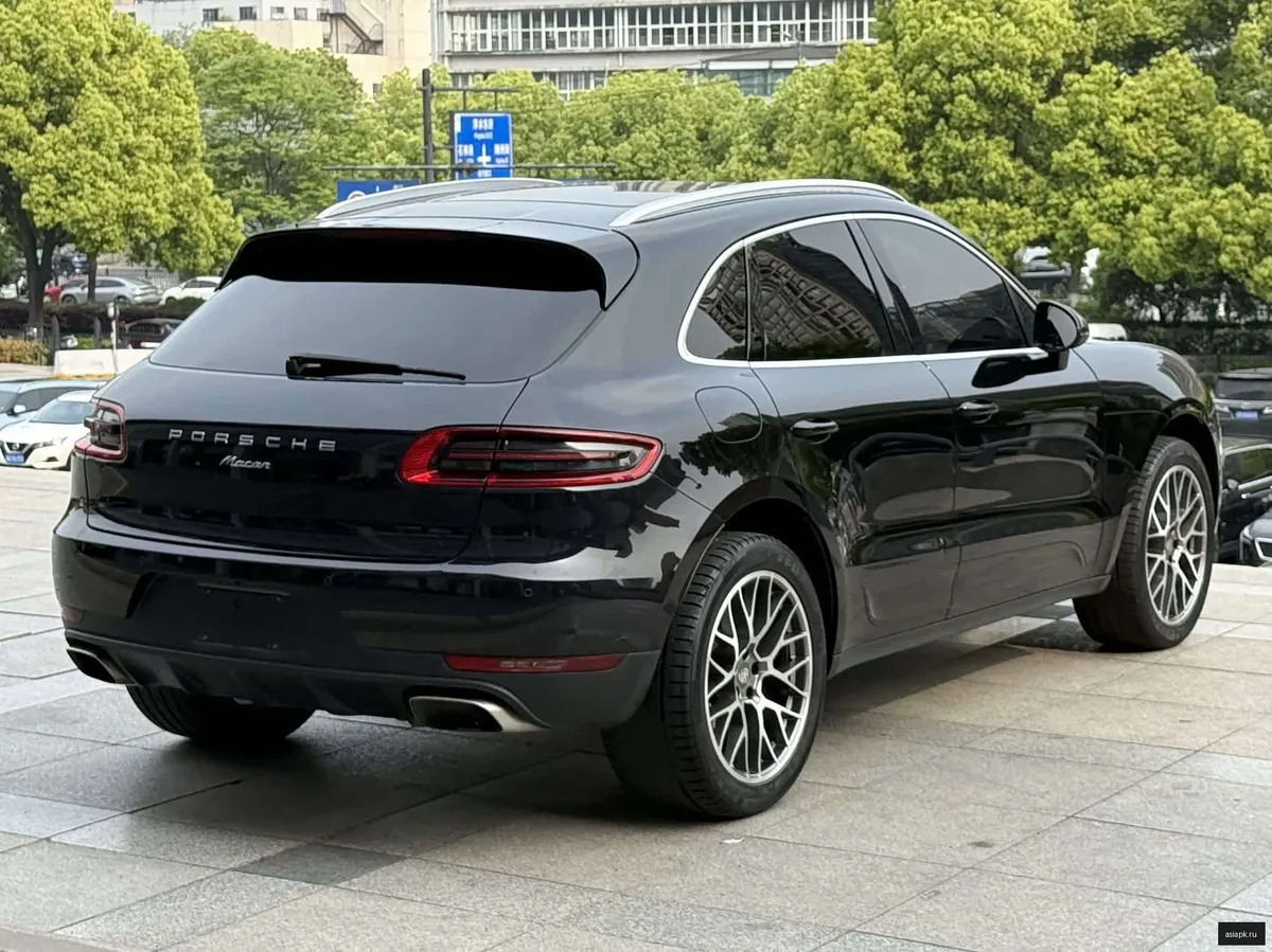 Porsche Macan 6