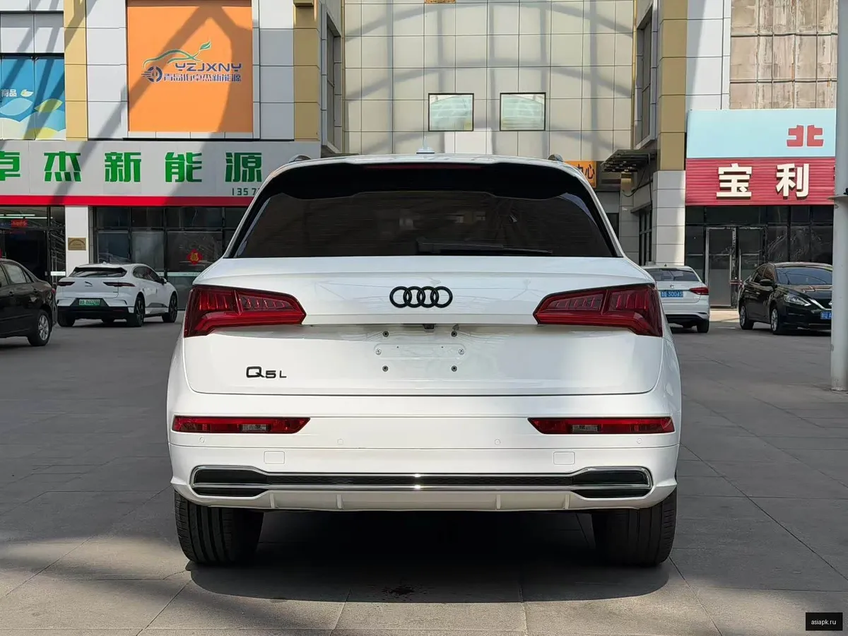 Audi Q5 5