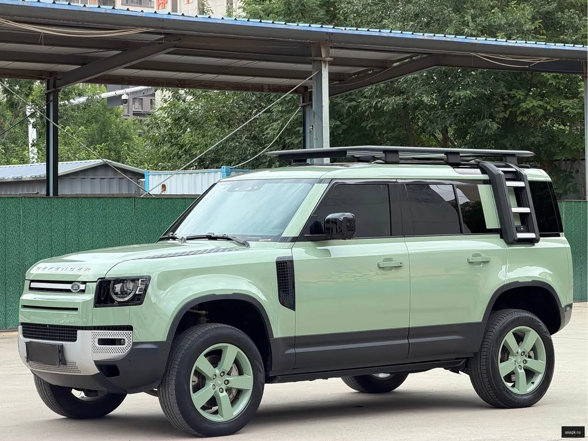 Land Rover Defender