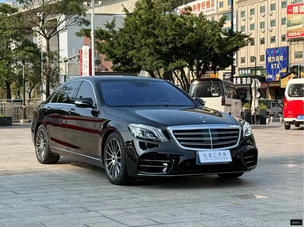 Mercedes-Benz S-Class 3