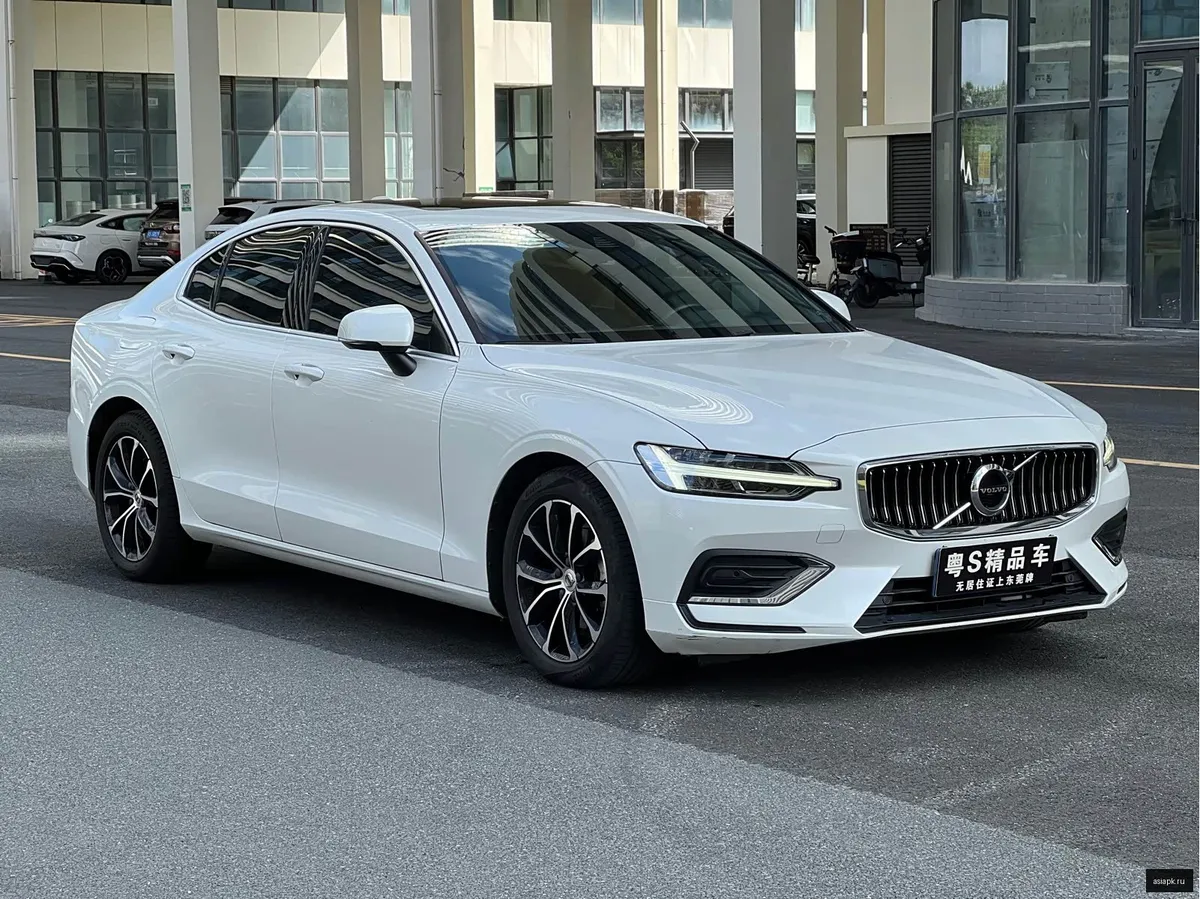 Volvo S60 3