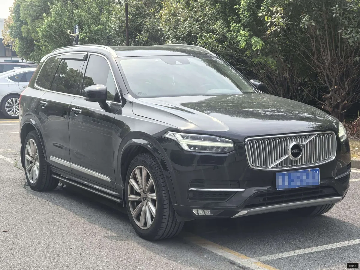 Volvo XC90 2