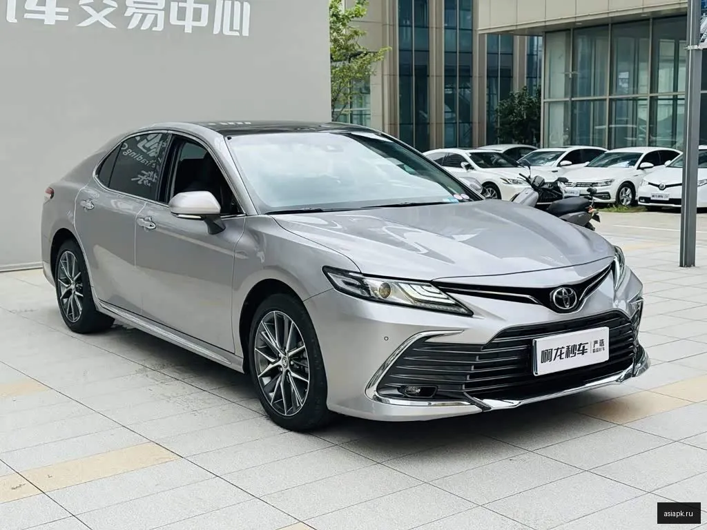 Toyota Camry 3