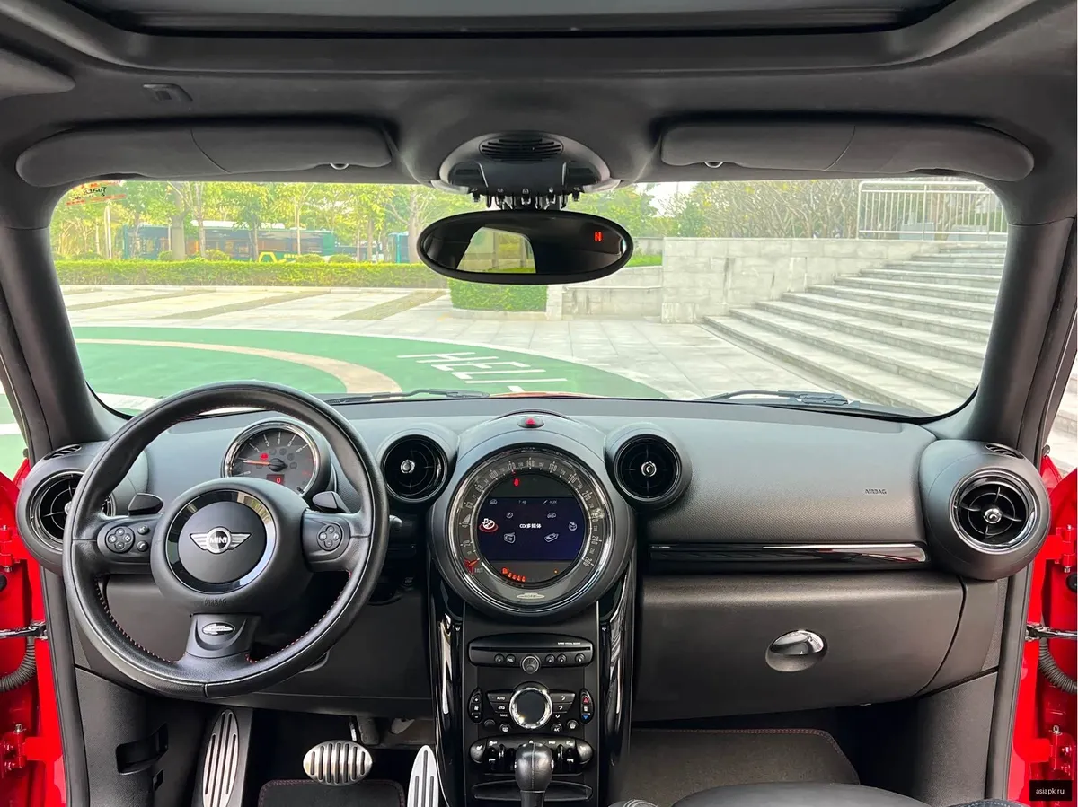 MINI Hatch 4