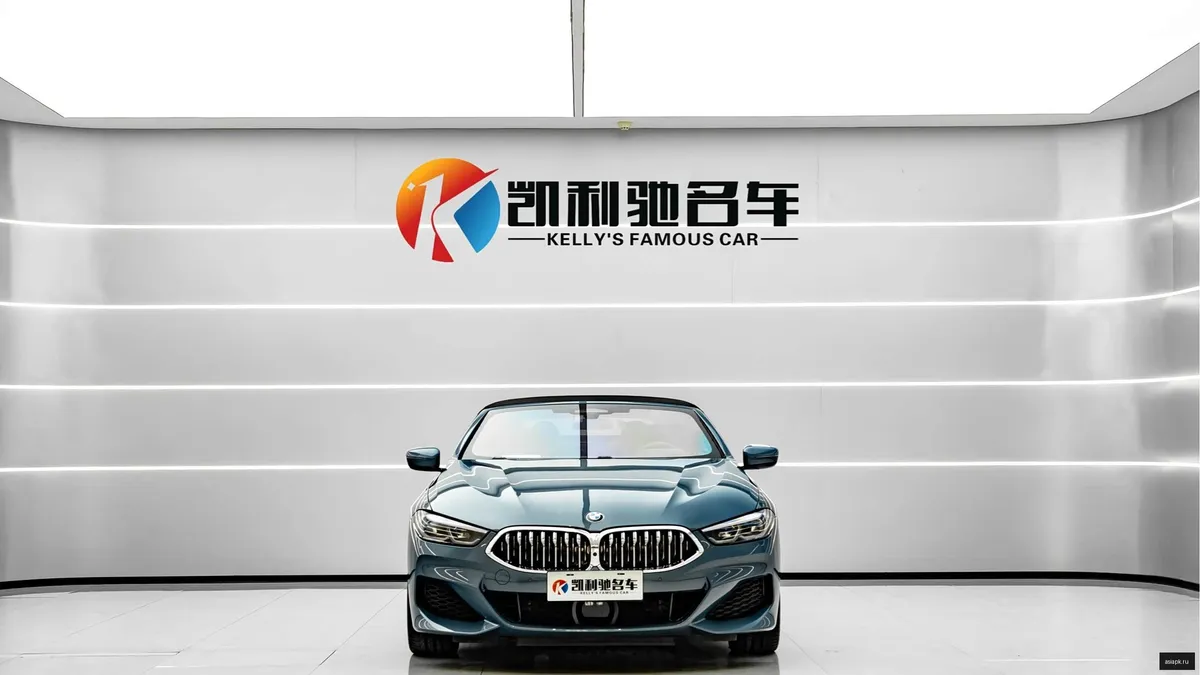 BMW 8-Series 2
