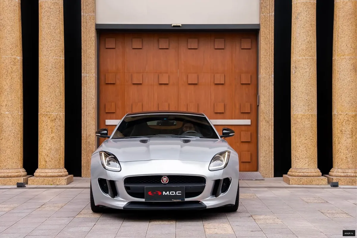 Jaguar F-Type 3