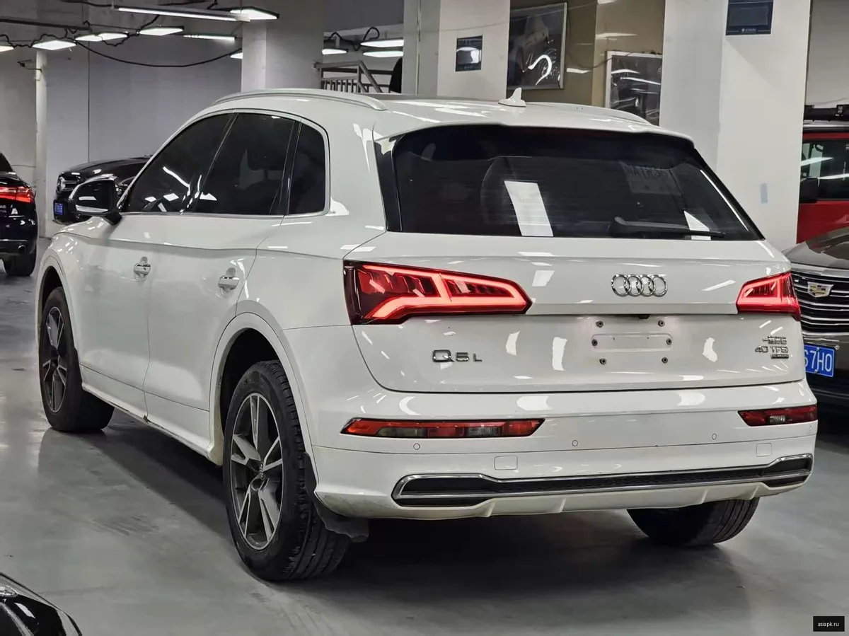 Audi Q5 6