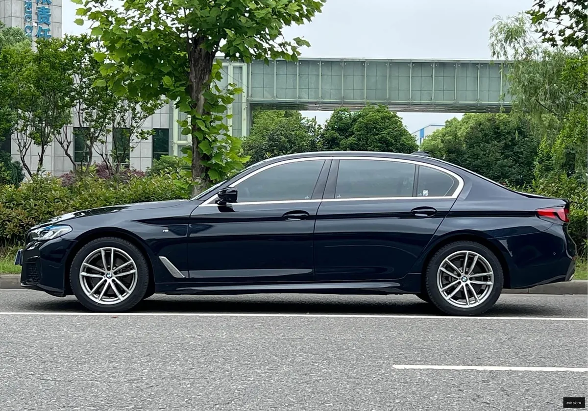 BMW 5-Series 5