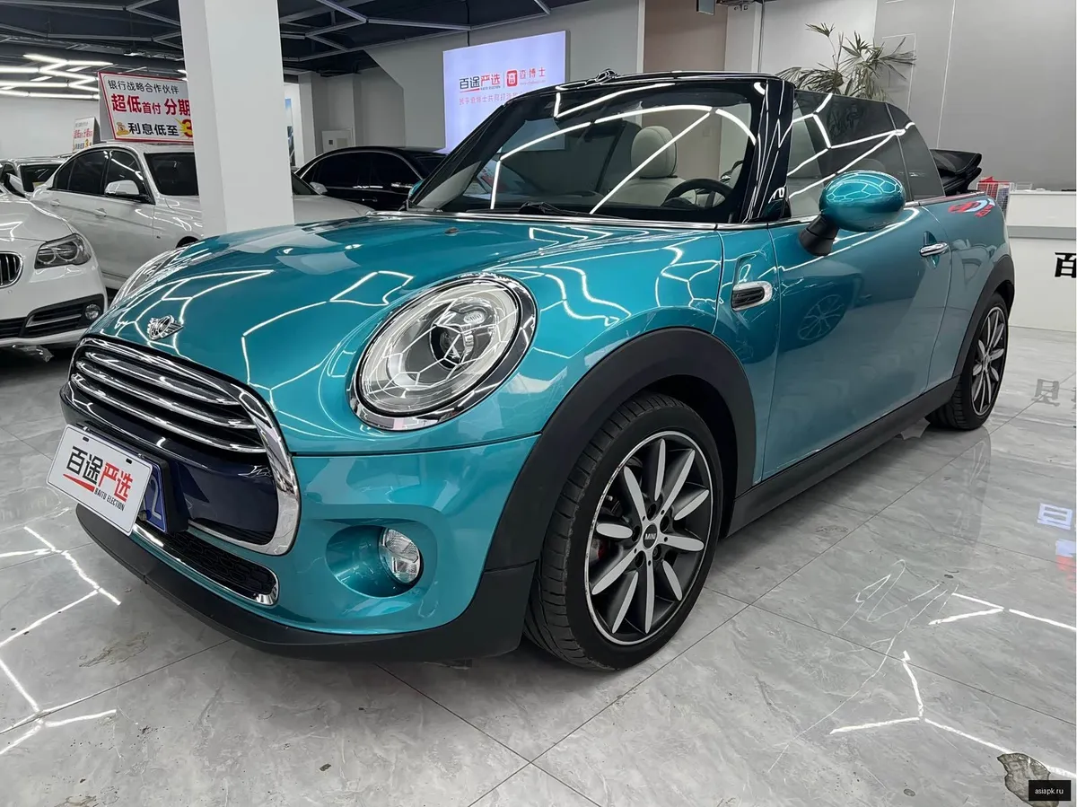 MINI Hatch 4
