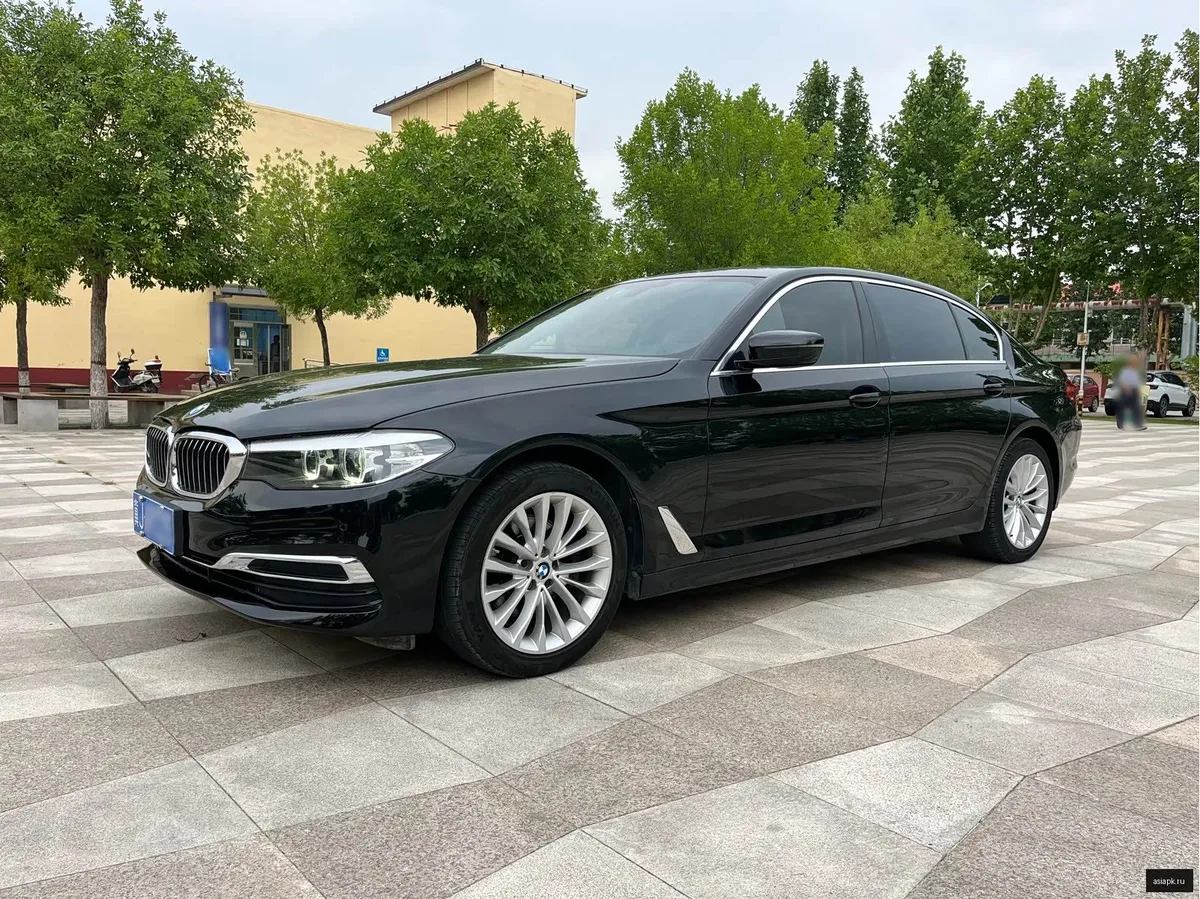 BMW 5-Series 2