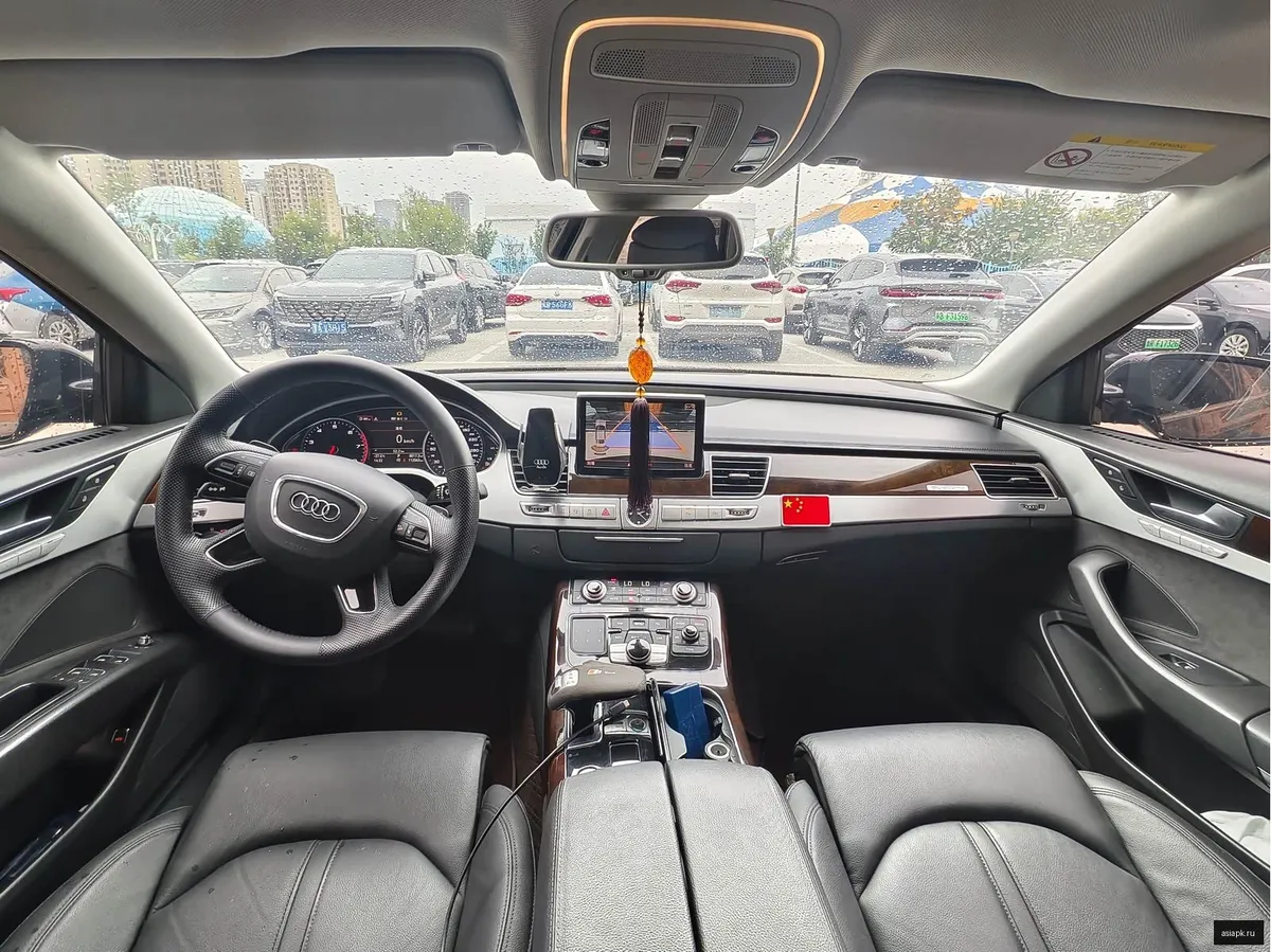 Audi A8 3