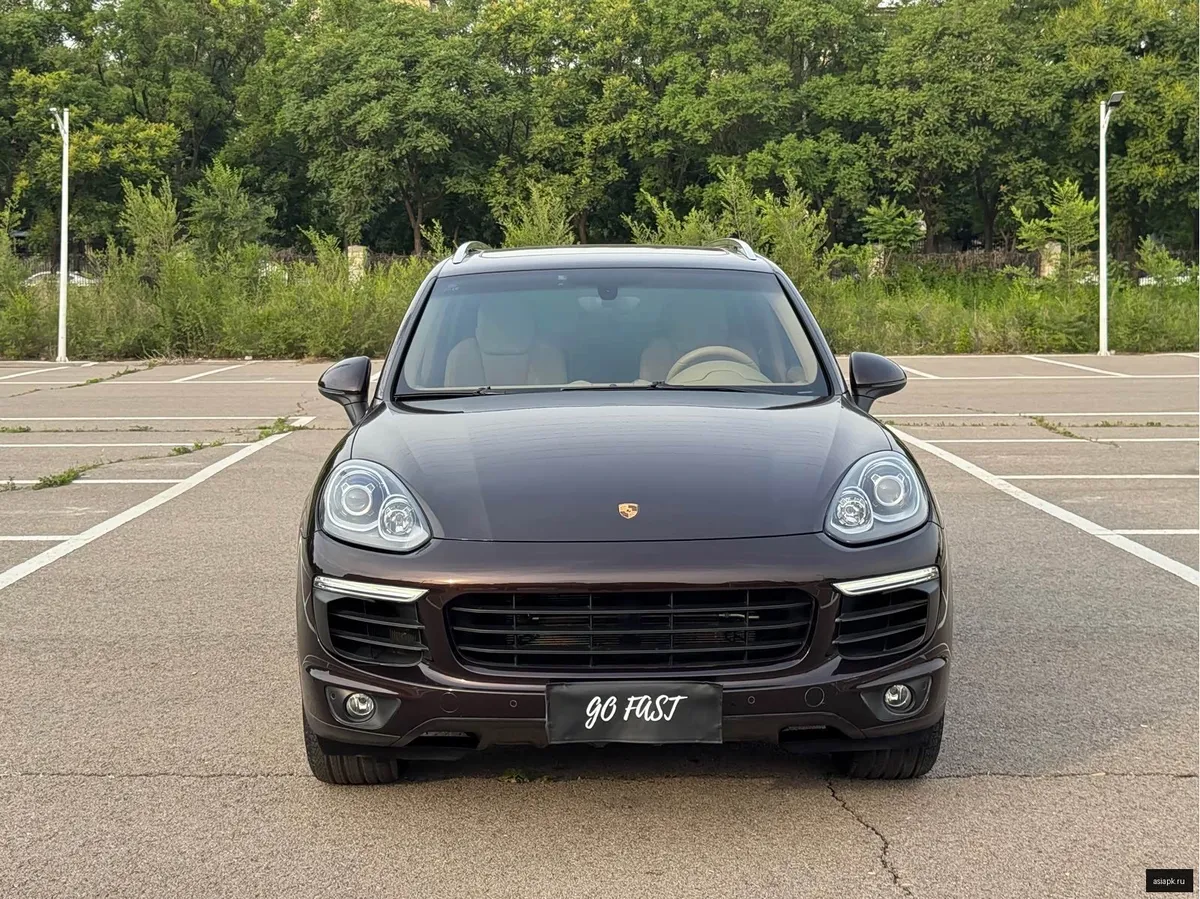 Porsche Cayenne 2