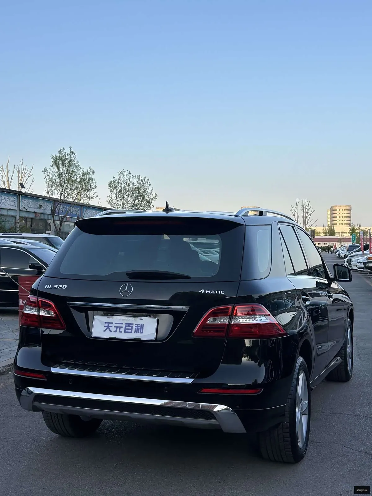 Mercedes-Benz M-Class 5