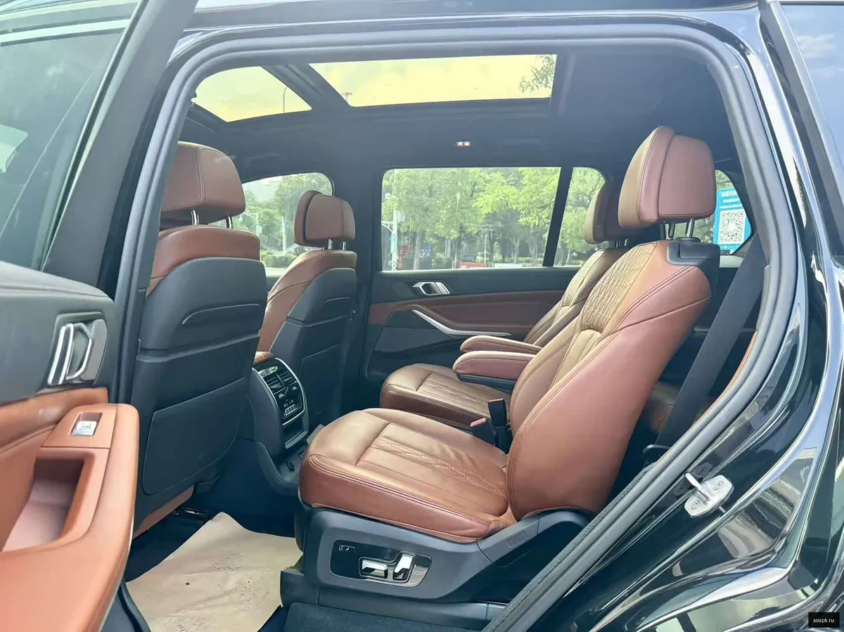 BMW X7 4