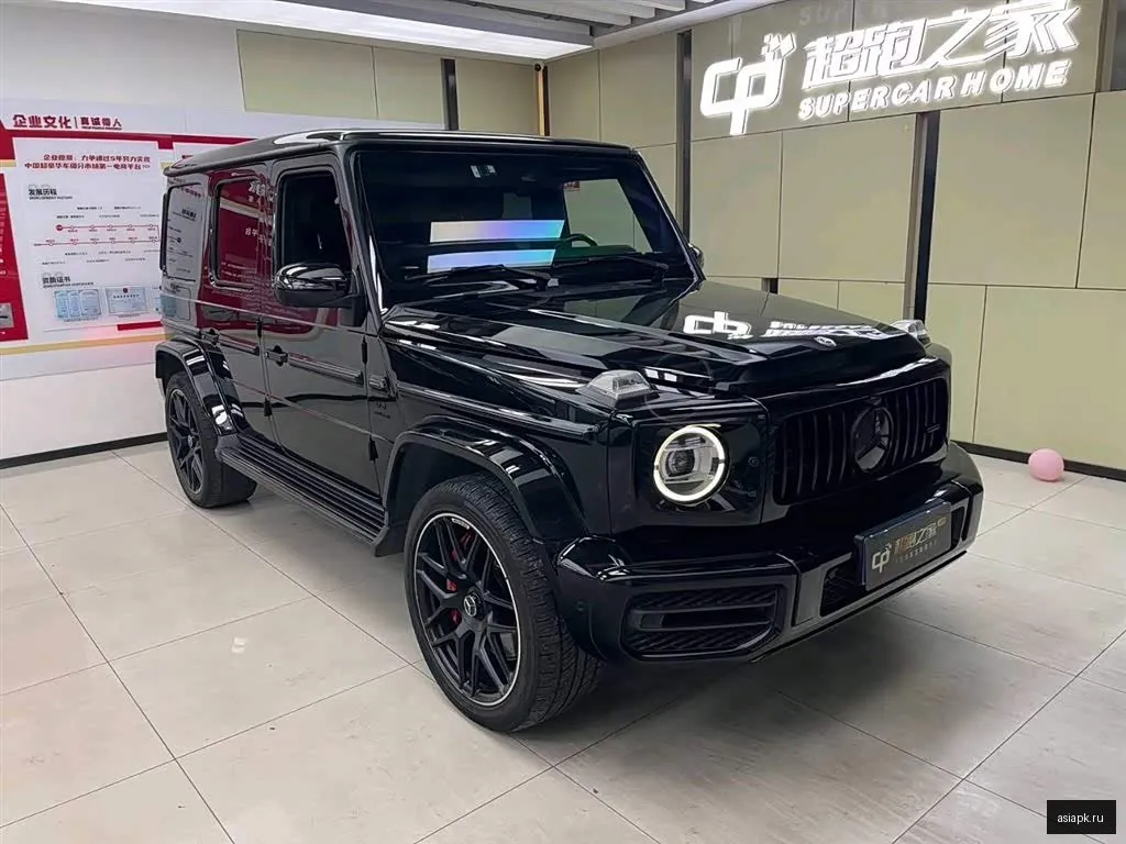 Mercedes-Benz G-Class 2