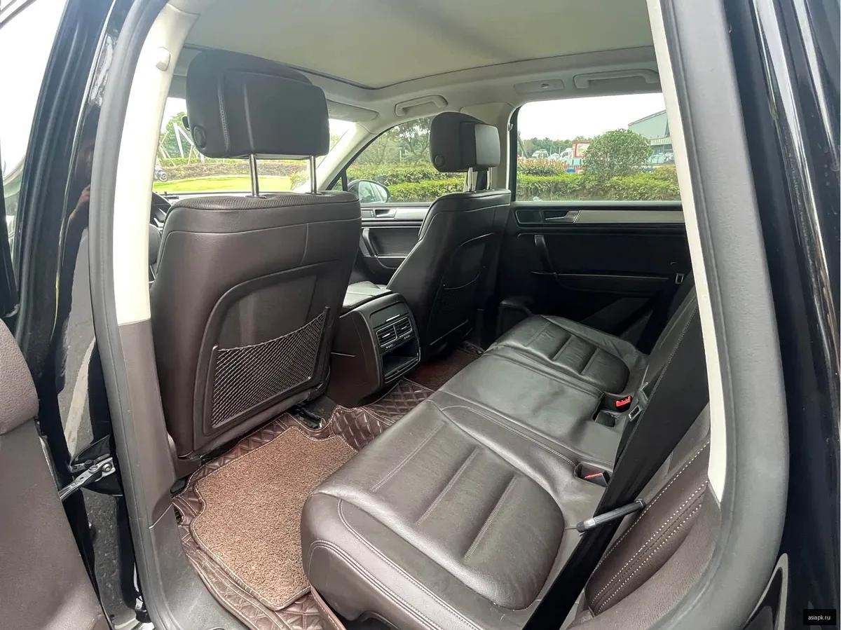 Volkswagen Touareg 5