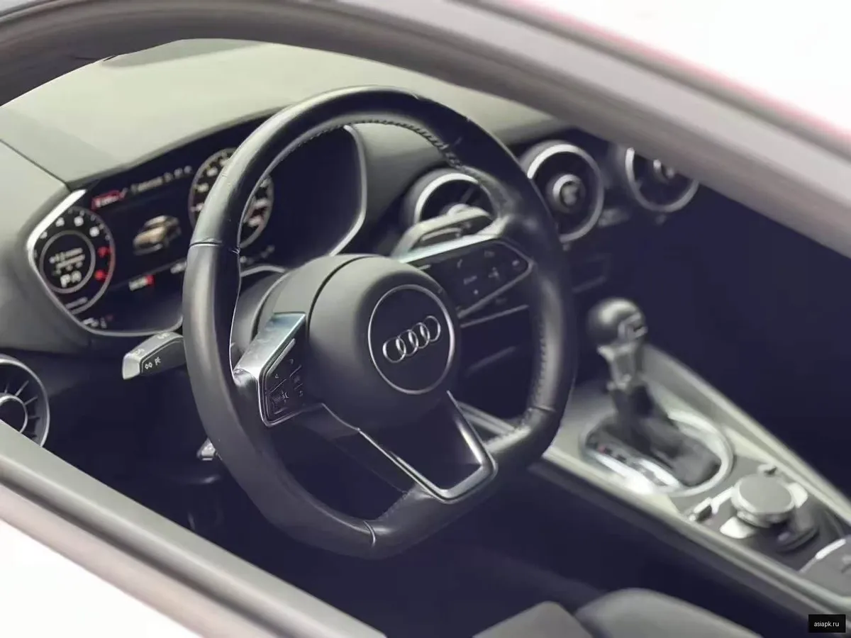 Audi TT 6
