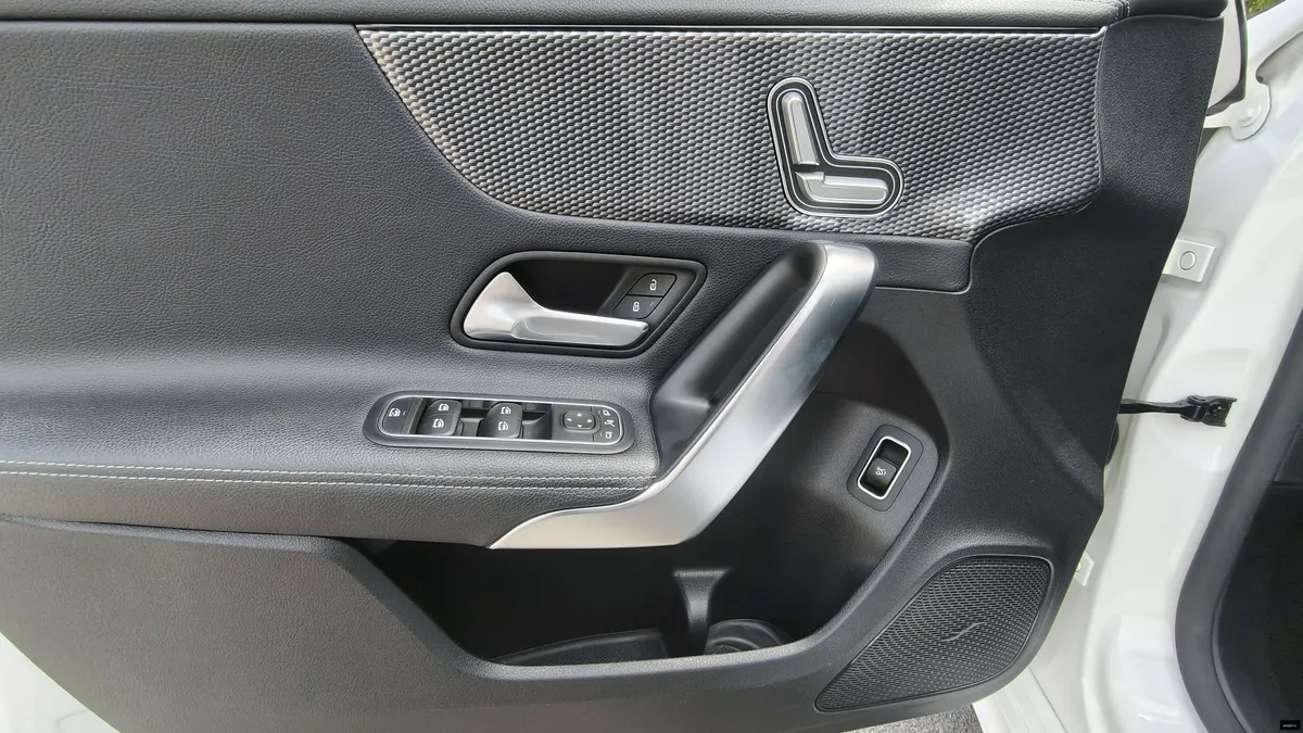 Mercedes-Benz A-Class 5