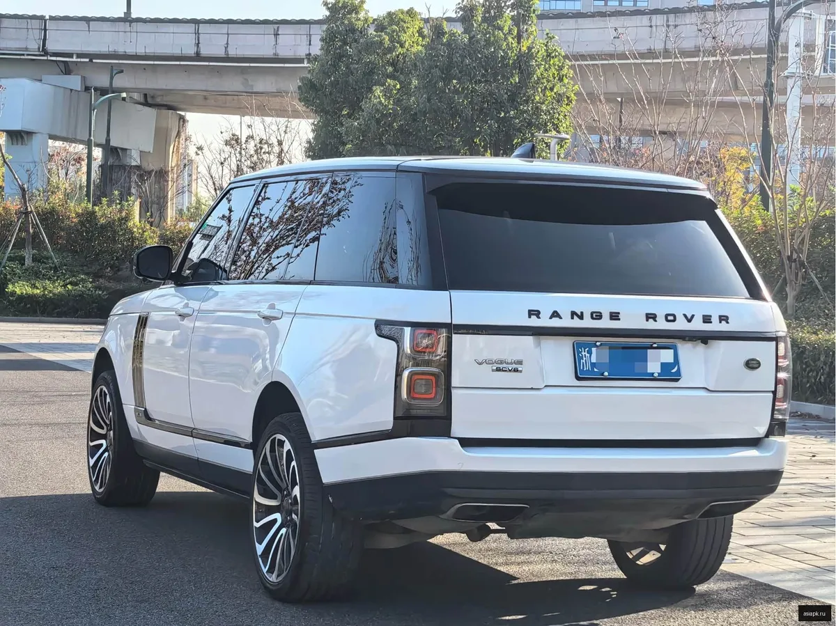Land Rover Range Rover 4