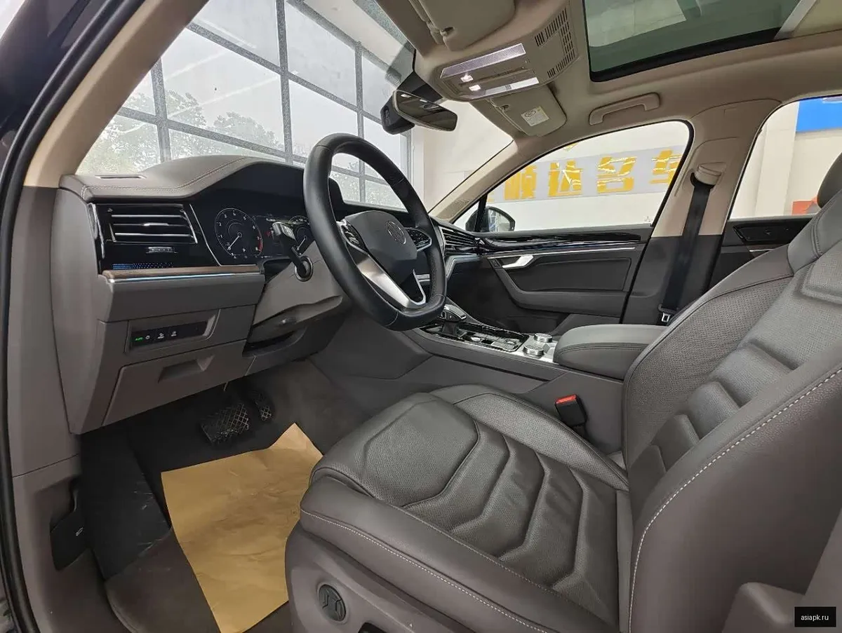 Volkswagen Touareg 6