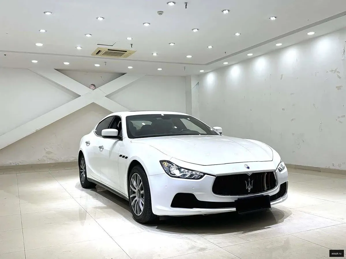 Maserati Ghibli 3